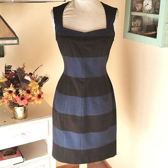 Banana Republic Woven Pencil Dress - Picture 2 of 13